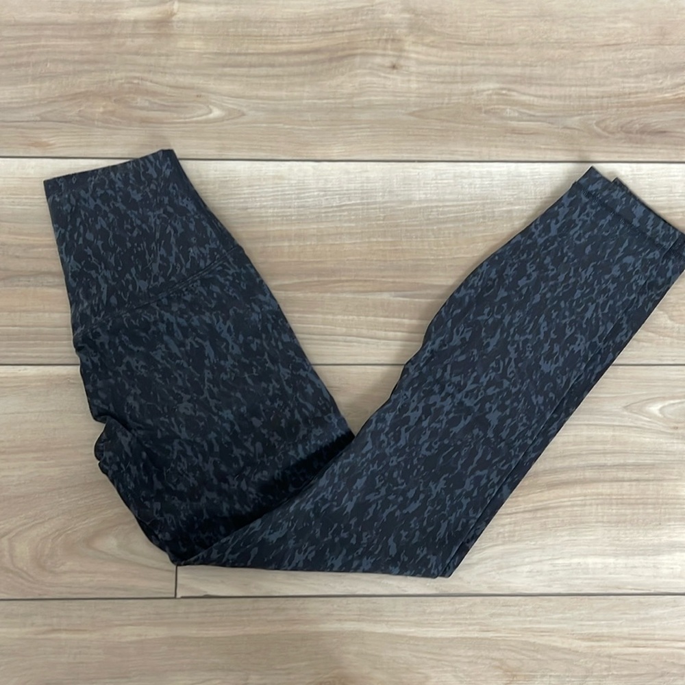 Lululemon || Align 25” - Size 0